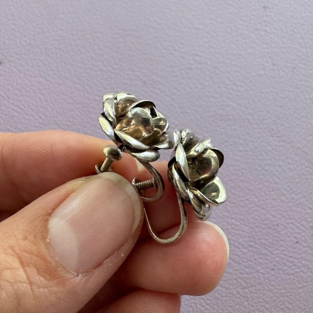 Elegant Silver Floral Earrings